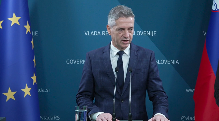 Koalicijski trojček danes za skupno mizo: lahko pričakujemo rekonstrukcijo vlade? (foto: Youtube/posnetek zaslona)