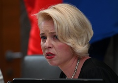 Klakočar Zupančičeva stopila v bran poslancem: "Ustrahovanja ne bom dopustila"