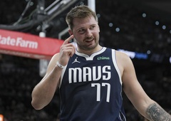 Luka Dončić se je na uvodni tekmi lige NBA zabaval, legenda pa mu je sporočila: "Fant, čaka te mesto v hiši slavnih!" (VIDEO)