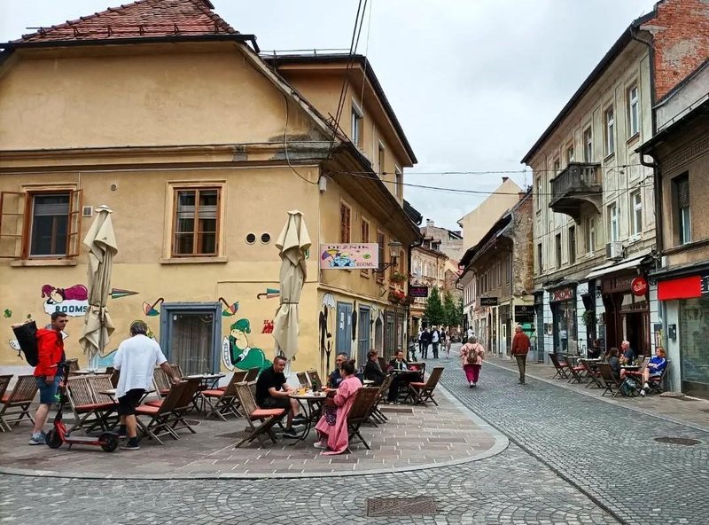 Reformator, zbirališče ljubljanskih umetnikov, intelektualcev in posebnežev.