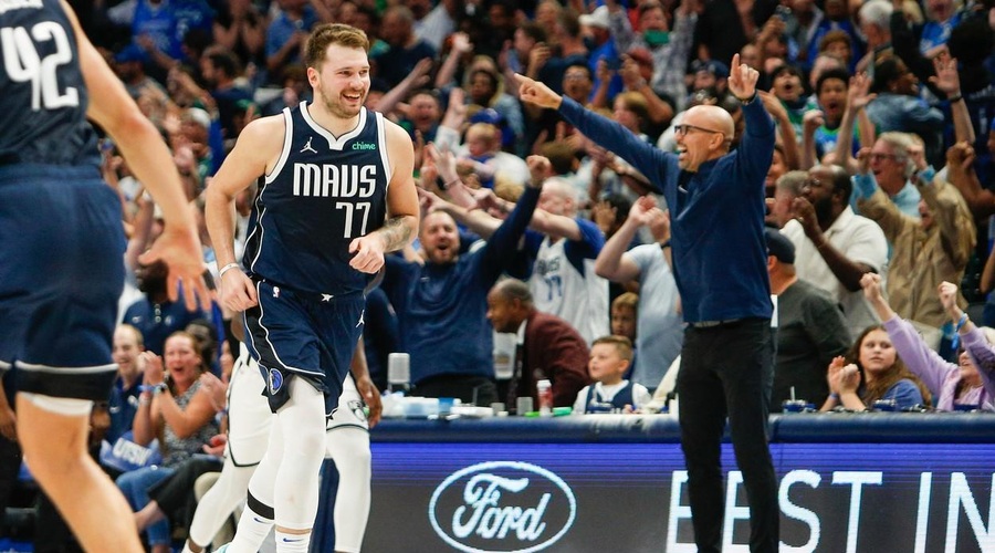 Izjemni Luka Dončić z odločilno trojko in 49 točkami popeljal Dallas do nove zmage (foto: Profimedia)