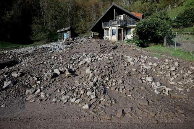 Bodite pazljivi: obstaja povečana nevarnost nastanka zemeljskih plazov