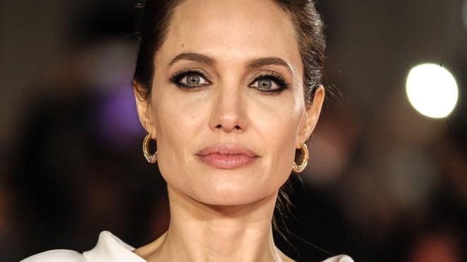 Oče Angeline Jolie javno kritiziral igralko, kaj ga je zmotilo? (foto: Profimedia)