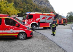 V Bohinjski Beli se je sprožil večji plaz, intervencija še poteka