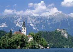 Do Bleda bomo morali po obvozu, gradbena dela zapirajo cesto