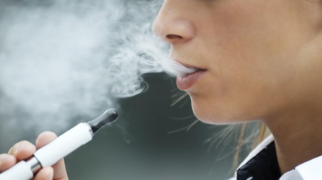 Vlada nad kadilce: spremenili so predlog novele zakona o omejevanju uporabe tobačnih izdelkov, kaj bo drugače? (foto: Profimedia)