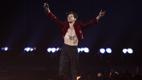 Oboževalci Harryja Stylesa v šoku: zahtevajo, naj takoj popravi svojo napako!