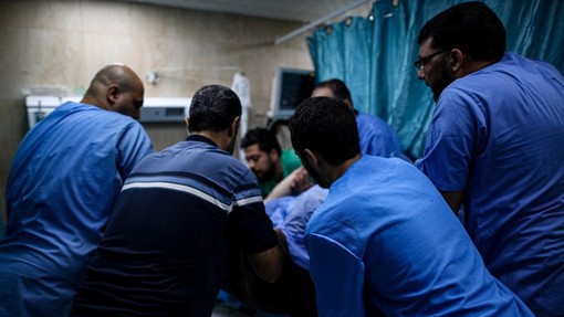 Katastrofalne posledice vojne v Gazi: z okrnjeno zmogljivostjo deluje le še majhno število bolnišnic