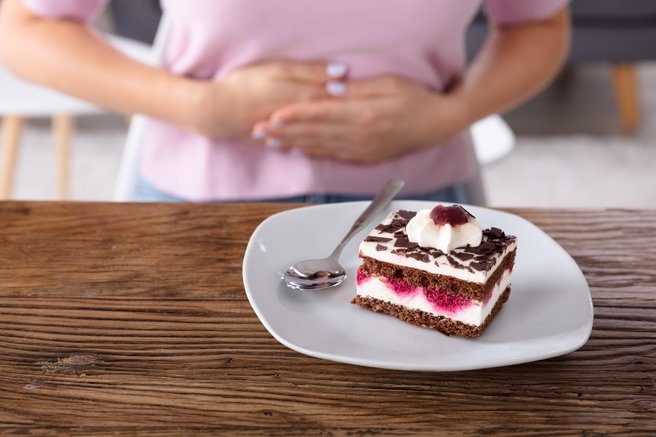 torta bolečina trebuh