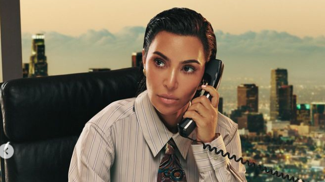Kim Kardashian spet šokirala: pristala je na naslovnici revije za moškega leta (foto: Instagram/Kim Kardashian/posnetek zaslona)