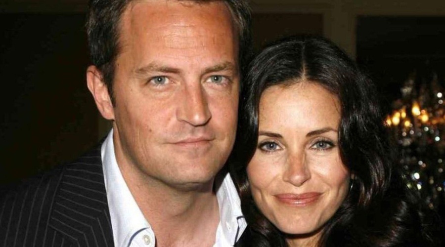 Courteney Cox je o Prijateljih delila nekaj, kar so do zdaj vedeli le najožji sodelavci (foto: Twitter/filmfare)