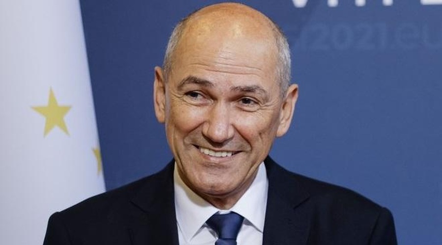 Janši se smeji: v zadevi Trenta izločili zanj obremenilne dokaze (foto: Profimedia)