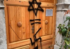 Vandali nad Judovski kulturni center v Ljubljani: simbol svastike pretresel skupnost (FOTO)