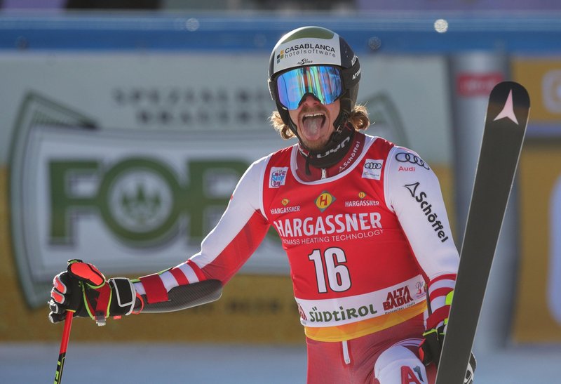 Manuel Feller – zmagovalec prve moške tekmovalne preizkušnje v sezoni 2023/24 svetovnega pokala v alpskem smučanju.