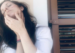 Ana Dolinar Horvat o svojem odraščanju: "Bilo je veliko iskanja, utapljanja v substancah, promiskuitete, sramu ..."