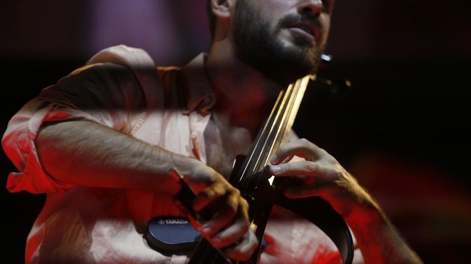 Nekdanji član zasedbe 2Cellos požel val zgražanja: "To ni kulturno" (foto: Profimedia)