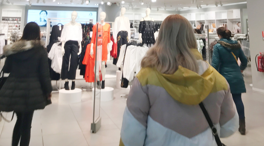 Sindikati za skrajšan delovni čas, neprekinjen 48-urni počitek in dvig minimalne plače (foto: Profimedia)