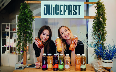 Za vitaminski naboj in spodbudo zdravja obiskovalcev je poskrbela znamka naravnih sokov in razstrupljevalnih programov Juicefast.