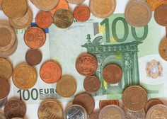 800 tisoč Slovencev bo od zavarovalnice prejelo do 120 evrov (ste med njimi?)