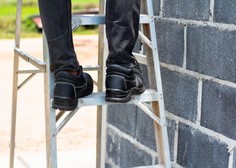 Delovni čevlji: ključ do zaščite in udobje na delovnem mestu