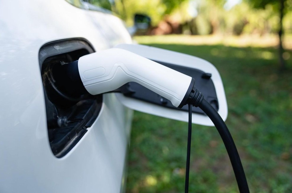 Nov izum spreminja pravila igre: električni avtomobili bodo kmalu postali še veliko zanimivejši (foto: Profimedia)