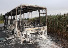 Mariborski policisti stopili na prste serijskim požigalcem avtomobilov (to so počeli iz same objestnosti)