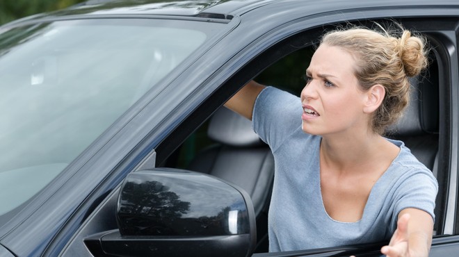 Preverjamo: od kod izvira stereotip, da so ženske slabše voznice? (In kaj pravi statistika) (foto: Profimedia)