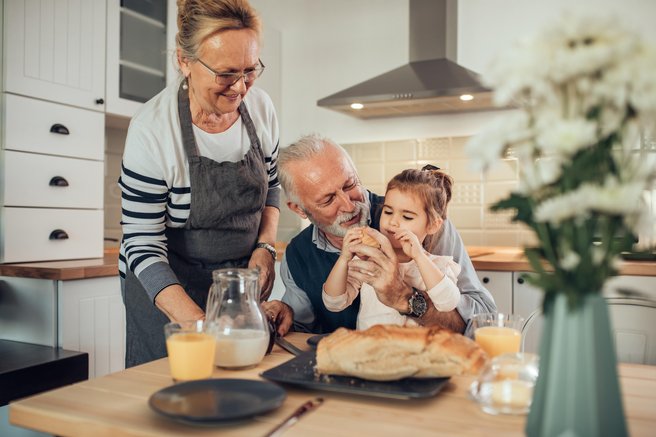 Ko stari starši prevzamejo skrb za svoje vnuke