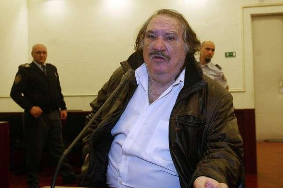 Legendarnega pevca Miša Kovača že dolgo ni bilo v javnosti, zdaj pa se je pojavila fotografija, ki je raznežila številna srca (foto: Hina/STA)