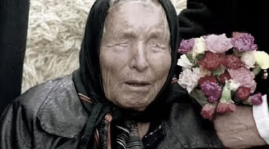 Bo 2025 vaše leto? Slovita Baba Vanga bogastvo in obilje v prihodnjem letu napovedala petim astrološkim znakom (foto: Facebook/Sick Chirpse)