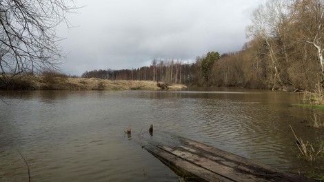 jezero voda