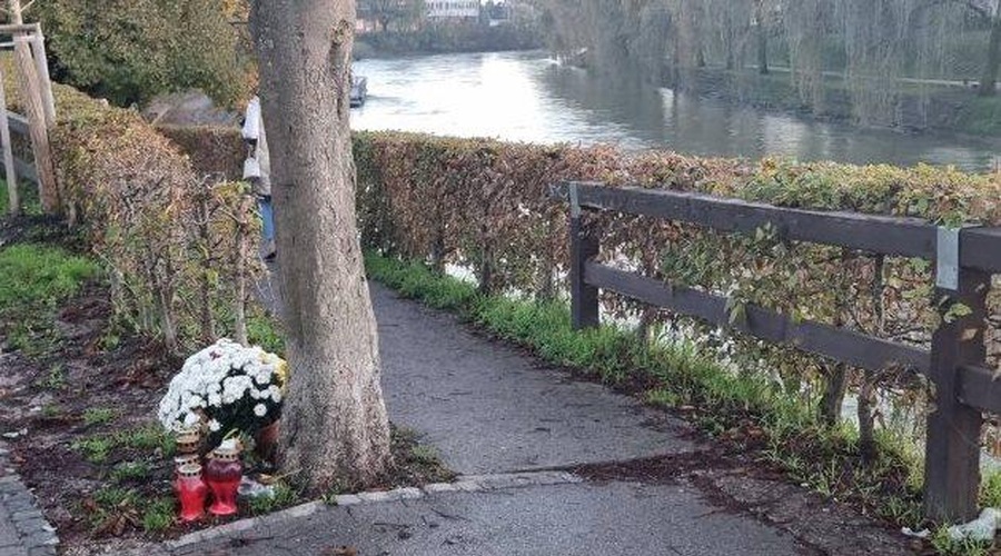 Žalostno: po dvajsetih letih od tragične nesreče nabrežja Ljubljanice še vedno nezavarovana (foto: Pobude meščanov)