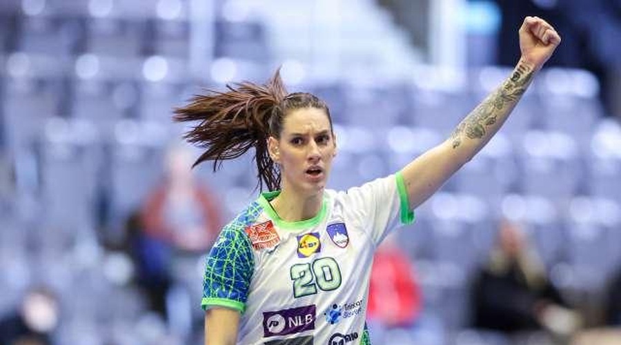 Slovenske rokometašice po zmagi nad Angolkami že v drugem delu svetovnega prvenstva (foto: IHF/Kolektiff Images)
