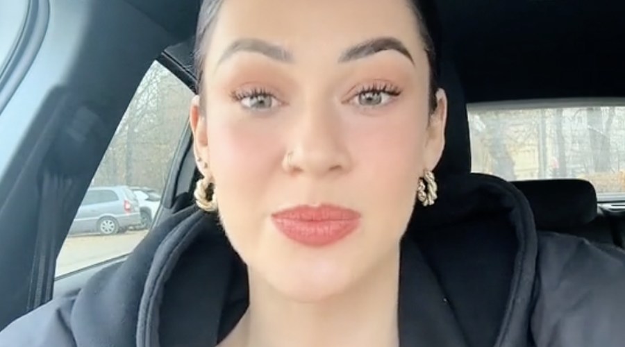 Slovenska pevka v "zakletem" hotelu doživela izkušnjo, ki je ne privošči nikomur: "Še nikoli v življenju me ni bilo tako strah" (foto: TikTok/gajaprestor/posnetek zaslona)