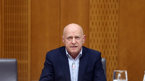 Novi minister za javno upravo prevzel posle: to je napovedal za prihodnost