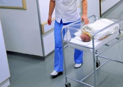 Babištvo (na predlog Slovenije) vpisano na Unescov seznam