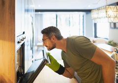 Zdravju škodljive stvari, ki jih imate v kuhinji: za svojo varnost jih nemudoma zavrzite