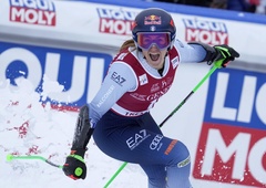 Vnovičen šok v svetu smučanja: sezono predčasno končala še ena smučarska legenda