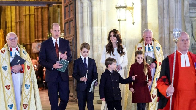 Britanski dvor razkril božične portrete, William in Kate letos presenetila (foto: Profimedia)