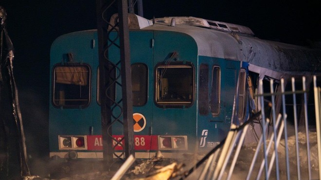 Preplah v Italiji: trčila sta dva potniška vlaka (foto: Profimedia)
