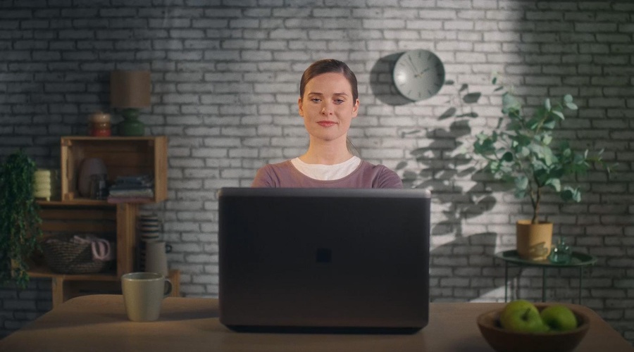 Tanja Zogović, članica Odbora za kartično poslovanje pri Združenju bank Slovenije: spletne prevare so na pohodu, žrtev je lahko vsakdo, kako ukrepati? (foto: PROMO)