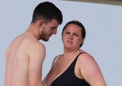 Nogometaševa izbranka zaradi svojega videza tarča nesramnih komentarjev: "On je športne postave, ona pa ..."