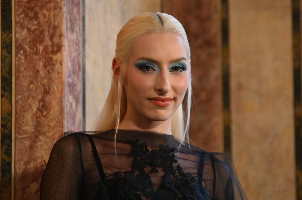 Znana Slovenka ostro nad odločitev RTV, ki na Evrovizijo pošilja pevko Raiven (foto: Žiga Živulović jr. /BOBO)