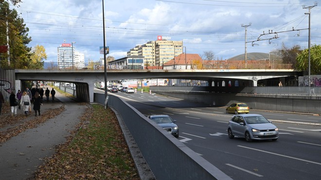 Prenavljali bodo nadvoz nad Dunajsko cesto. Zaradi tega pričakujte prometni kaos. (foto: Žiga Živulović j.r./Bobo)