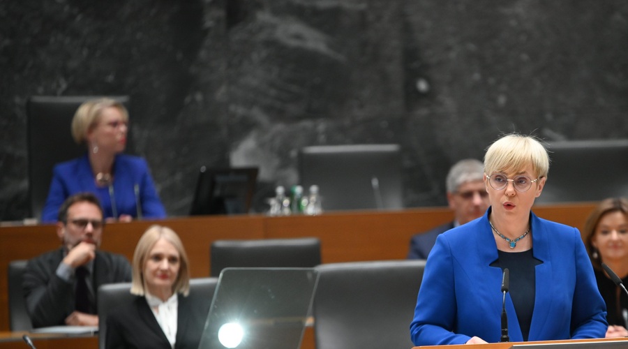Nataša Pirc Musar v razmislek: kje smo kot družba? (foto: Bobo/Žiga Živulović)