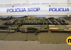 Vse več Slovencev ima doma orožje (policisti razkrivajo, da nismo tako daleč od Američanov)