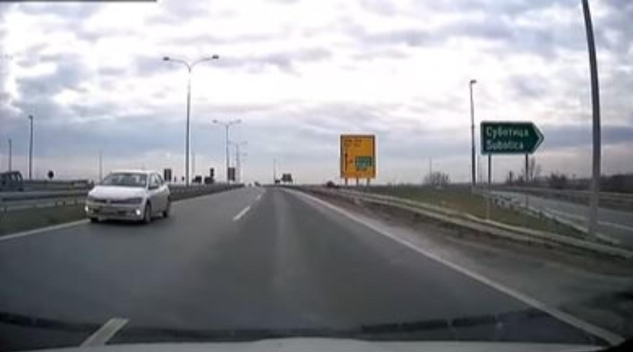 Slovenec na avtocesti v Srbiji divjal v nasprotno smer: posnetek je zaokrožil na družbenih omrežjih (VIDEO) (foto: Instagram/193_rs/posnetek zaslona)