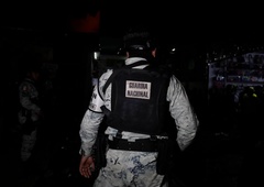 Zapuščali predbožično zabavo, ko so odjeknili streli (umrlo 12 oseb)