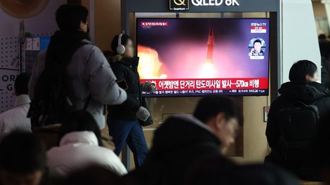 izstrelitev raketa severna koreja televizija