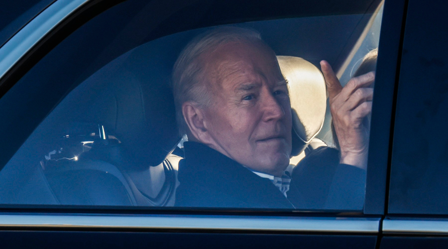 Joe Biden se je odzval na odločitev sodišča, da Donald Trump ne bo mogel kandidirati za predsednika ZDA (foto: Profimedia)